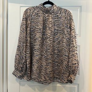 Hunter Bell Graham Top Snowy Animal - Medium